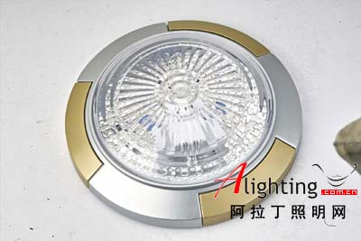 安全可靠、實用美觀的吸頂燈(圖)